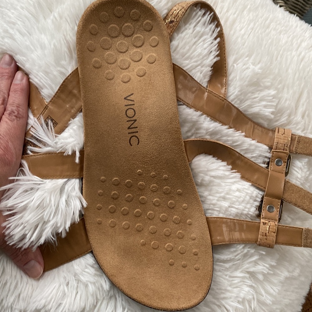 Vionic Amber Sandals - image 3